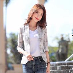 网红夏季小西装短款图片,网红短款小西装，轻松打造时尚简约造型