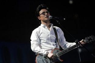 刘烨爆料汪峰视频播放,揭秘背后惊人真相！