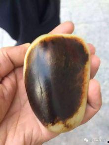 籽料原石怎么看新老料,揭秘新老料生成之谜