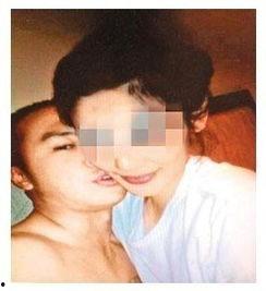 那些明星流出艳照,揭秘明星隐私泄露背后的真相