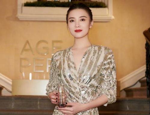 140的女明星,魅力四溢的时尚演绎